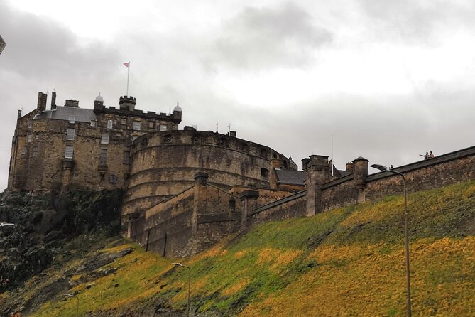 Edinburgh Harry Potter Self-Guided Private Tour - Victoria Street, Edinburgh’s closest Diagon Alley match