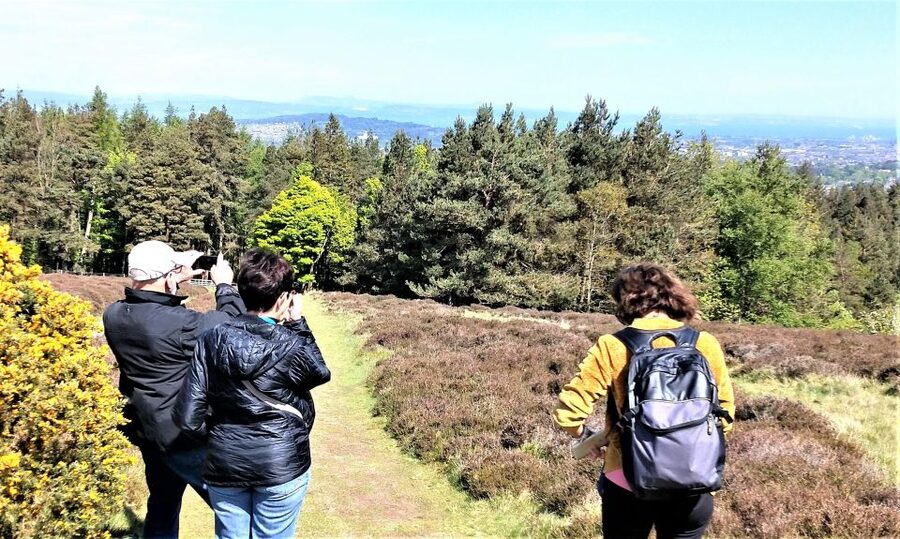 Edinburgh: Hill & Nature Hike With a Local - From King’s Theatre to open Pentland hills