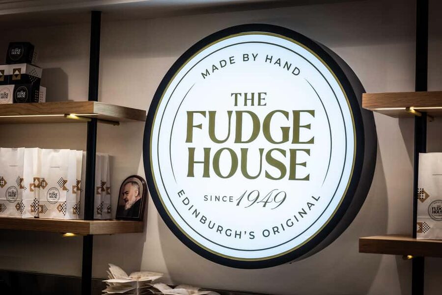Edinburgh: Historical Gems Tour & A Taste of Scottish Fudge - Finishing beside Holyrood Palace