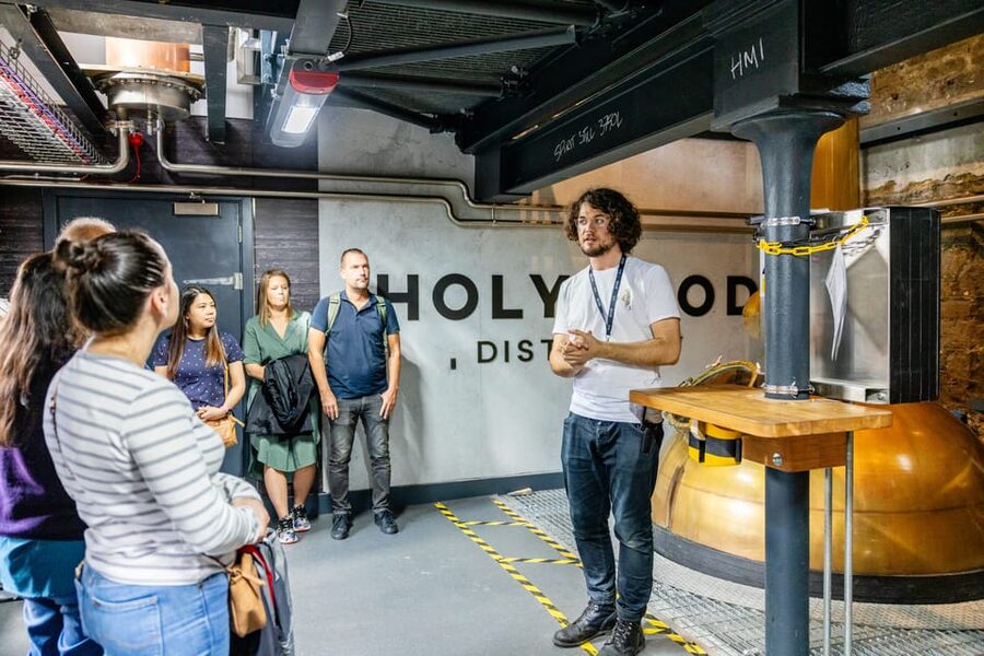 Edinburgh: Holyrood Distillery Whisky & Gin Tour - A modern distillery near Holyrood Palace