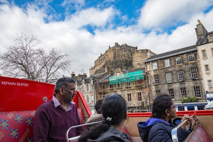 Edinburgh: Hop-On Hop-Off Bus Pass with 3 City Tours - How to use 24 hours without rushing