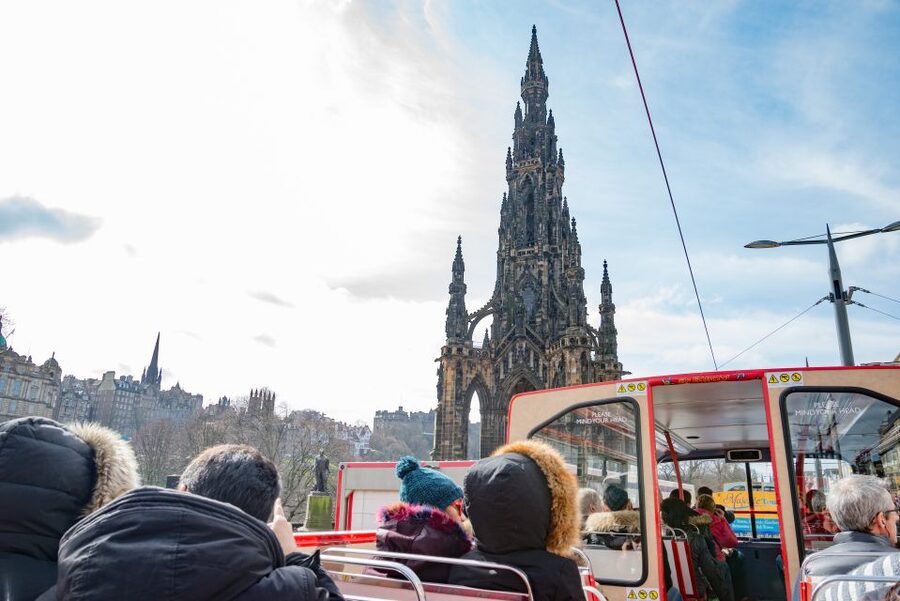 Edinburgh: Hop-On Hop-Off Bus Pass with 3 City Tours - Bus frequency, seasons, and the practical catch