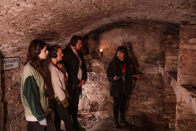 Edinburgh: Immersive Small-Group Historic Vaults Tour - Starting at Mercat Cross on the Royal Mile