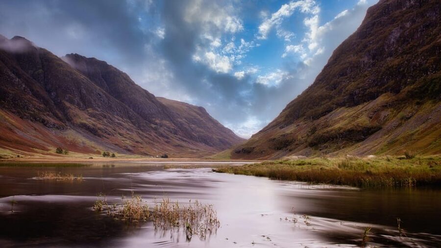 Edinburgh: Loch Ness, Scenic Walk, Glencoe & Whisky Day Tour - Fort William and the road into Glencoe