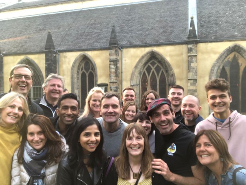 Edinburgh: Mountebank Comedy Walk - Murderers, pubs, and the boundary between fact and legend