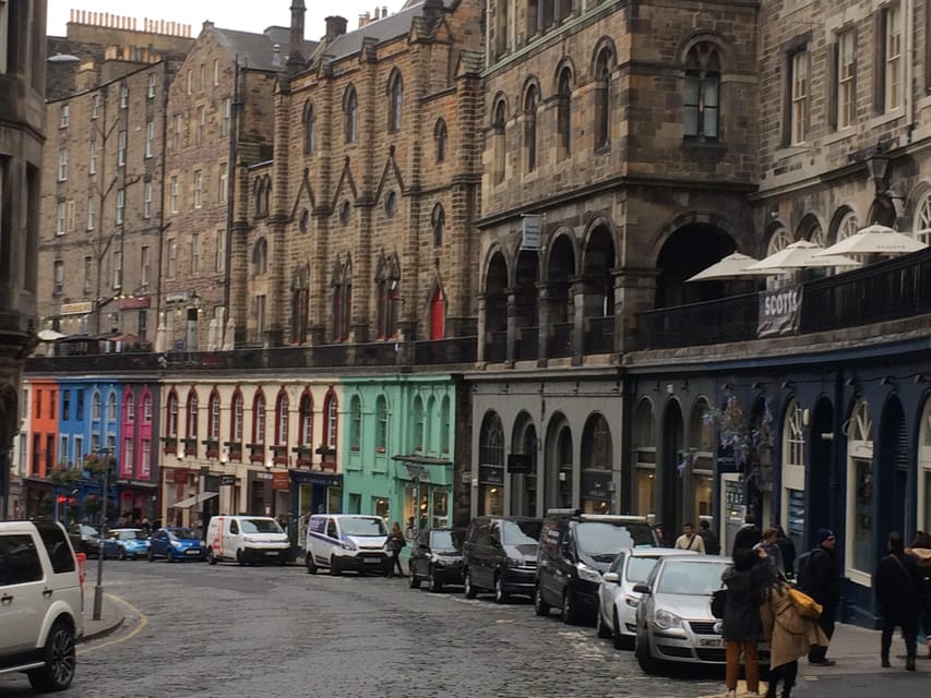 Edinburgh: Old Town Private Walking Tour with Historian - Meeting at the National Museum of Scotland