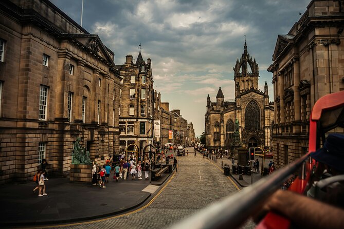 Edinburgh: Old Town's Highlights Walking Tour - Who will get the most from this walk