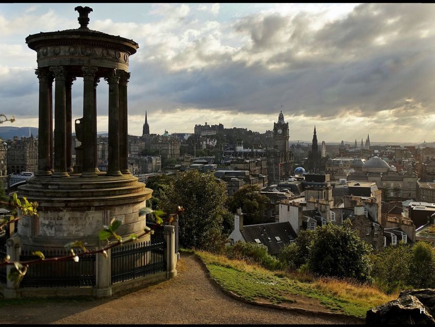 Edinburgh: Old Town Stories - Guided Walking Tour - Starting beneath St Giles Cathedral