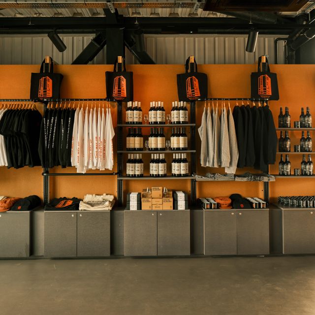Edinburgh: Port of Leith Distillery Tour & Tasting - Filling your miniature bottle