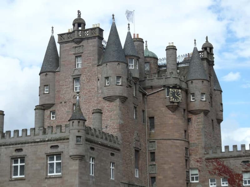 Edinburgh: Private Guided Walking Tour - What the private format adds