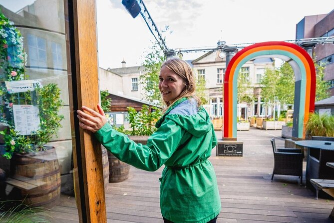 Edinburgh: Pubs & History Walking Tour with Beer Tasting - The beer selection and tasting format