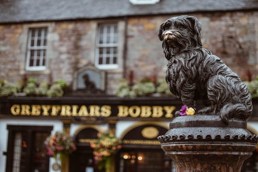 Edinburgh: Royal Mile Walking Tour & Exploration Game - How the app changes the pace