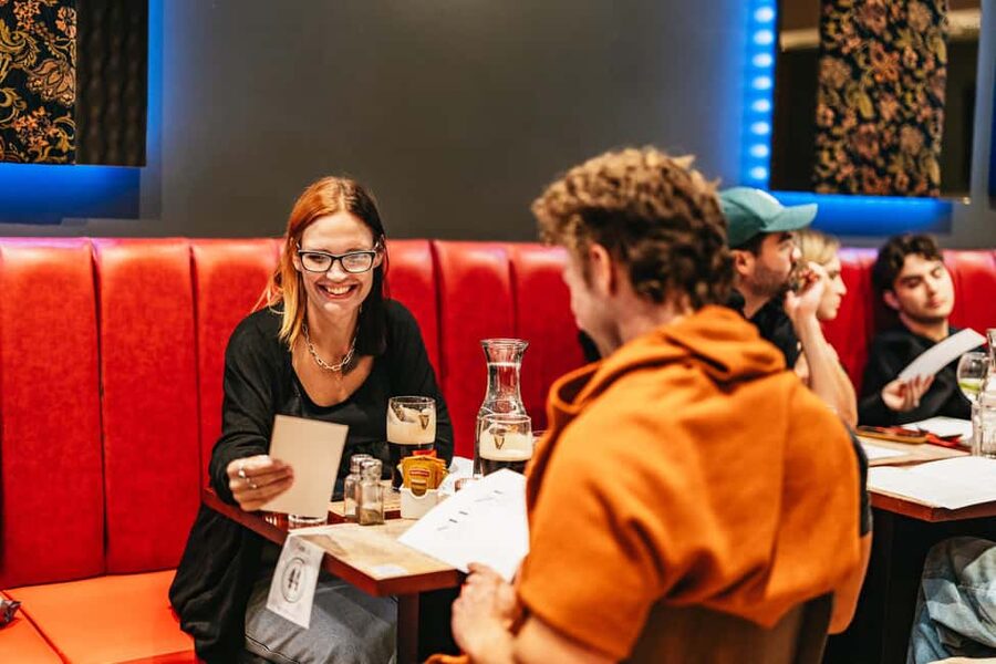 Edinburgh: Scottish Dinner and Folk Music Experience - Who will enjoy this Edinburgh dinner?
