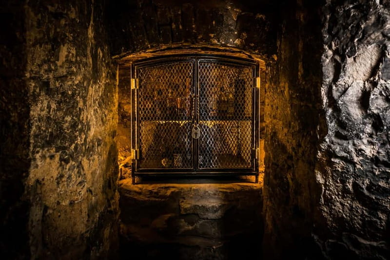 Edinburgh: The Lost Close Underground Scotch Whiskey Tasting - Key points to know before booking