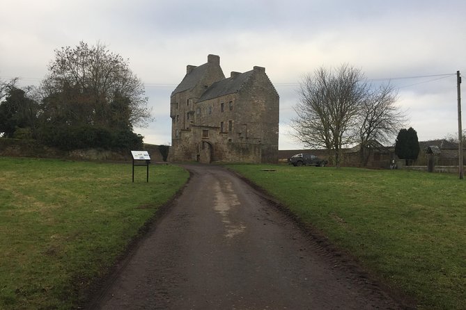Edinburgh: The Outlander, Palaces & Jacobites Tour - Crossing the Firth of Forth toward the film locations