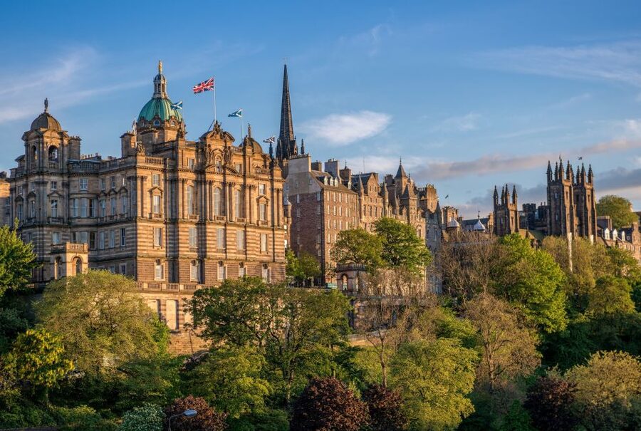 Edinburgh: The Royal City Tour from London - What this London to Edinburgh day trip really offers