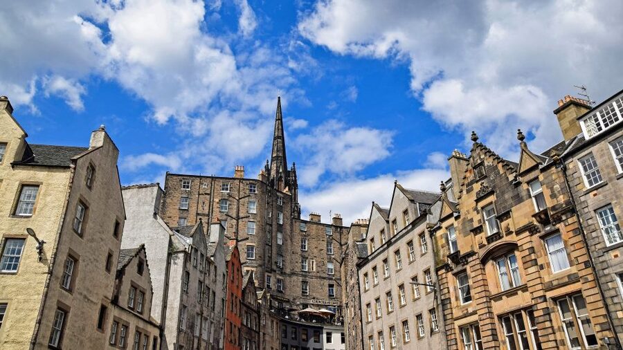 Edinburgh: The Royal City Tour from London - The ticket and support details deserve attention