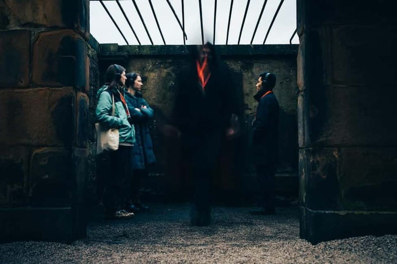 Edinburgh: Underground Vaults and Graveyard Evening Tour - Key points to know before you book