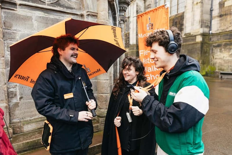 Edinburgh: Underground Vaults Evening Ghost Tour with Whisky - Why this ghost tour works better than a simple haunted walk