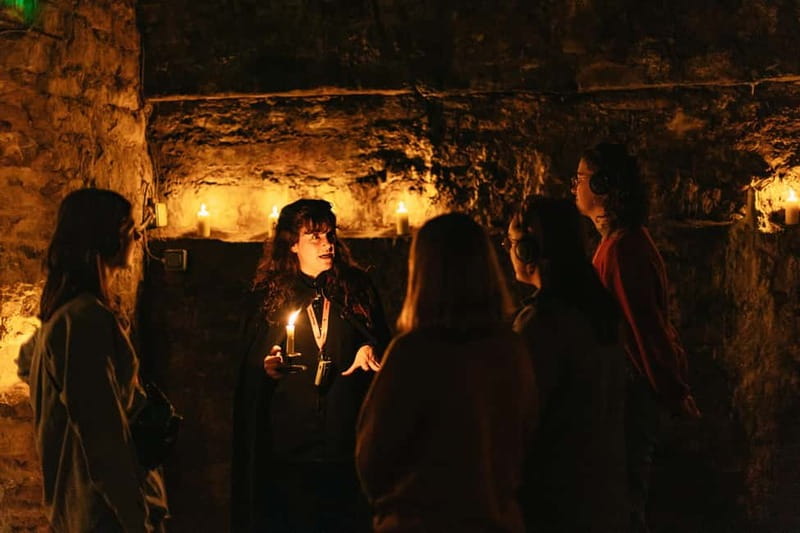 Edinburgh: Underground Vaults Evening Ghost Tour with Whisky - Practical tips for a colder, darker evening