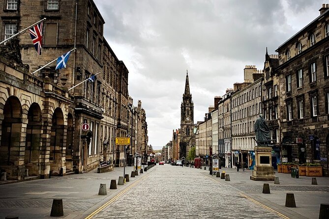 Edinburgh Unveiled: Luxury Private Driving Tour of Edinburgh - Arthur’s Seat without turning the day into a hike