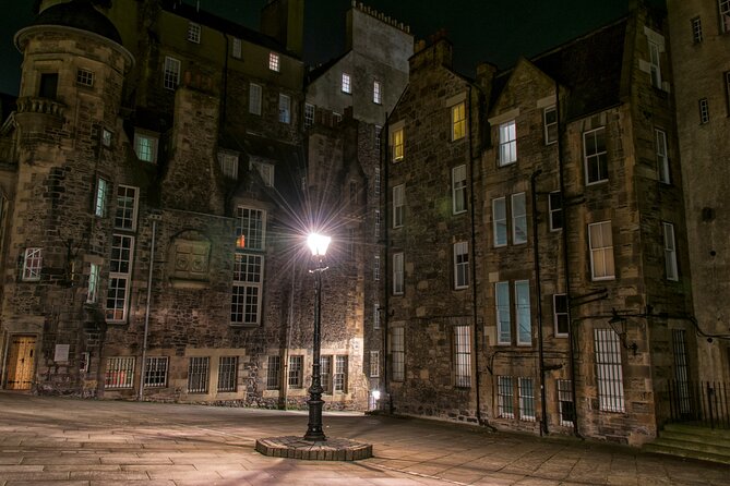 Edinburgh: Witches & Haunted History Walking Tour - Lady Stair’s Close and the atmosphere of old Edinburgh