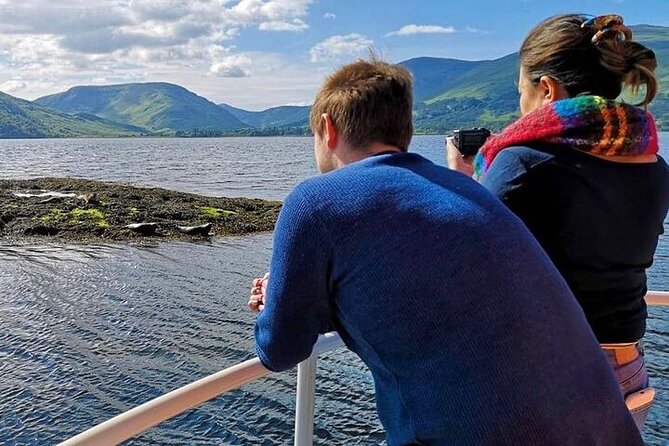 Fort William Seal Island Cruise - What the crew adds to the ride