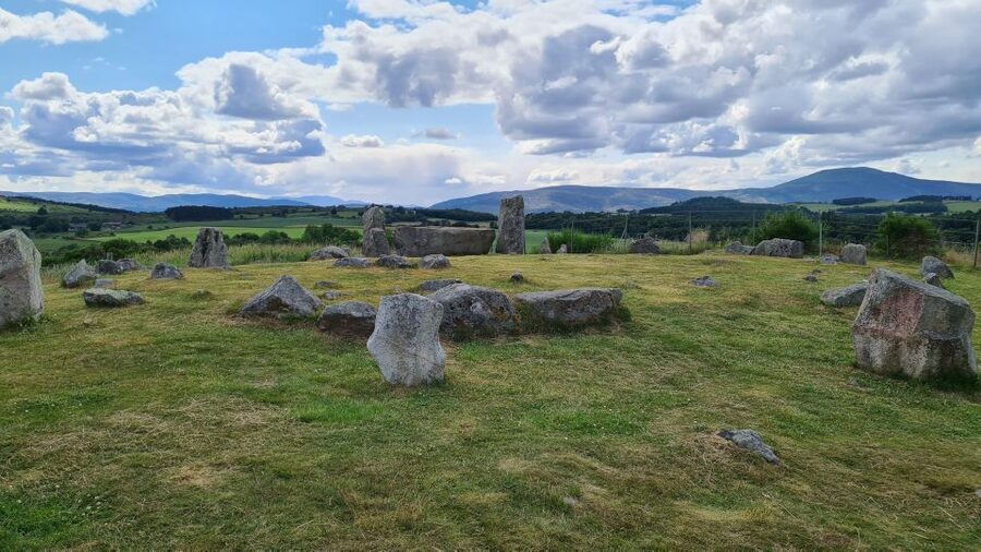 From Aberdeen: Balmoral Estate & Royal Deeside Tour - Queen’s View at Tarland