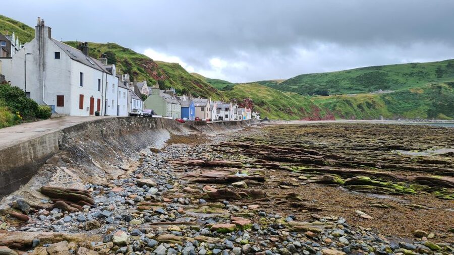 From Aberdeen: Coastal Villages of Aberdeenshire Tour - Leaving Aberdeen and crossing the countryside