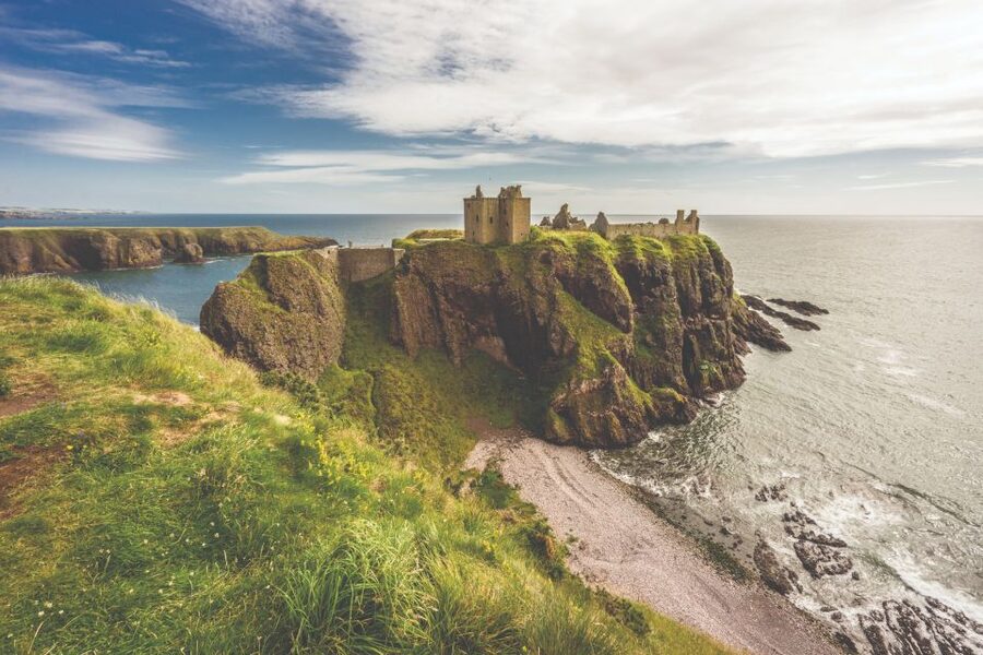 From Aberdeen: Dunnottar Castle and Cairngorms Day Trip - Why Dunnottar Castle is the right first stop