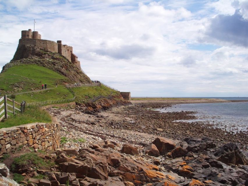 From Edinburg: Viking Coast & Alnwick Castle Day Tour - FAQ