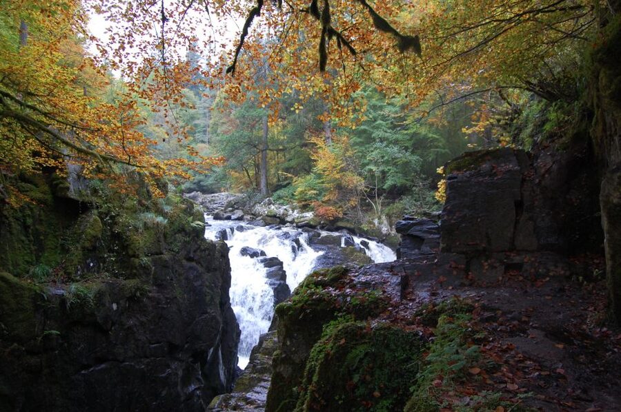 From Edinburgh: 2-Day Highlands Tour with Hogwarts Express - A night in Fort Augustus