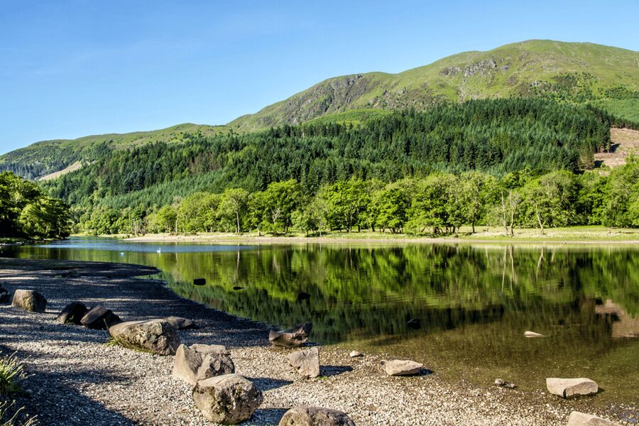 From Edinburgh: Highland Lochs, Glens, and Castles Tour - Doune Castle and the medieval opening act