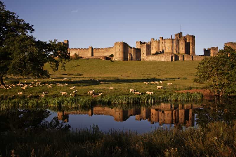 From Edinburgh: Holy Island, Alnwick Castle & Northumbria - Alnwick Castle, from medieval stronghold to film set