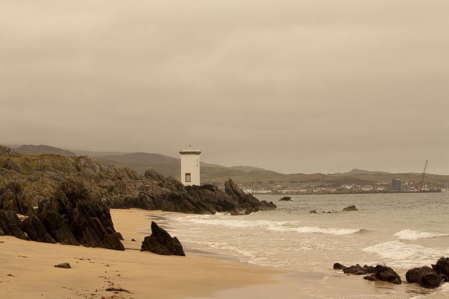 From Edinburgh: Islay and The Whisky Coast 4-Day Tour - Day 3: The smoky south coast