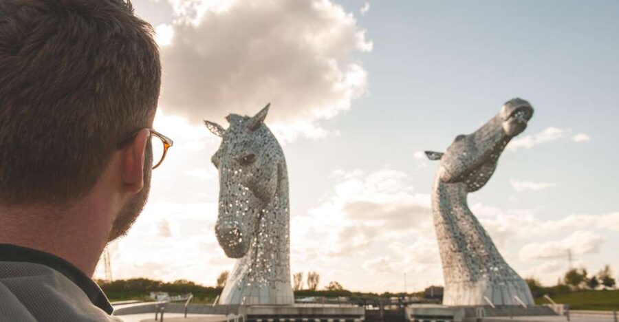 From Edinburgh: Loch Lomond, Kelpies & Stirling Castle Tour - Walking the bonny banks at Loch Lomond