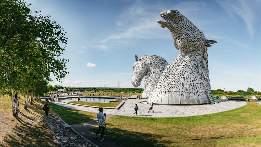 From Edinburgh: Loch Lomond, Stirling Castle & Kelpies Tour - Through the Trossachs, Scotland in miniature