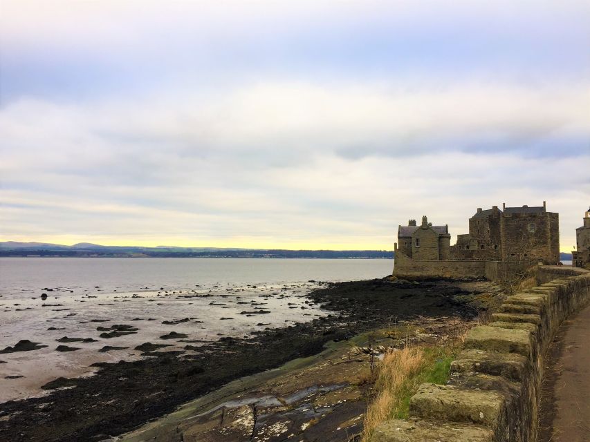 From Edinburgh: Outlander, Palaces, and Jacobites Day Trip - What this nine-hour Outlander day actually delivers