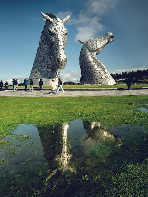 From Edinburgh: Stirling Castle, Kelpies and Loch Lomond - Starting at Regent Road and meeting the Kelpies