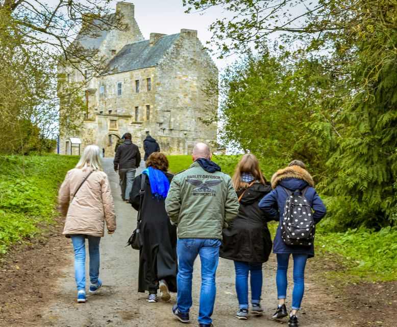 From Edinburgh: The Outlander Experience Guided Tour - Midhope Castle: the Lallybroch finale
