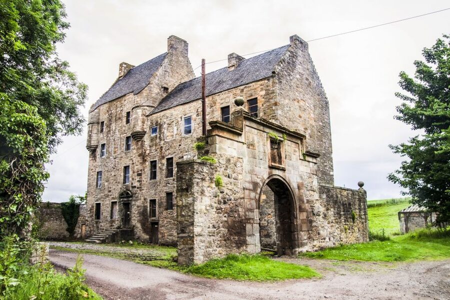 From Edinburgh: The Outlander Experience Guided Tour - The road between the stops
