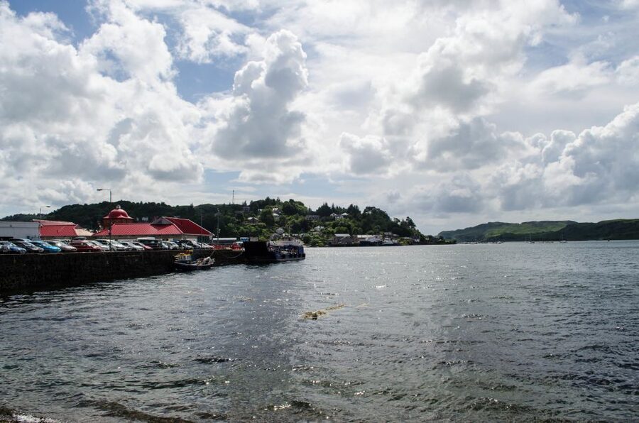 From Glasgow: Oban, Lochs & Inveraray Day Tour - The coach ride is part of the bargain