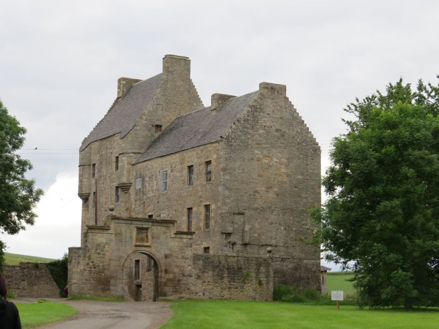 From Glasgow: Outlander Adventure Tour with Tickets - Who will enjoy this Outlander day trip?