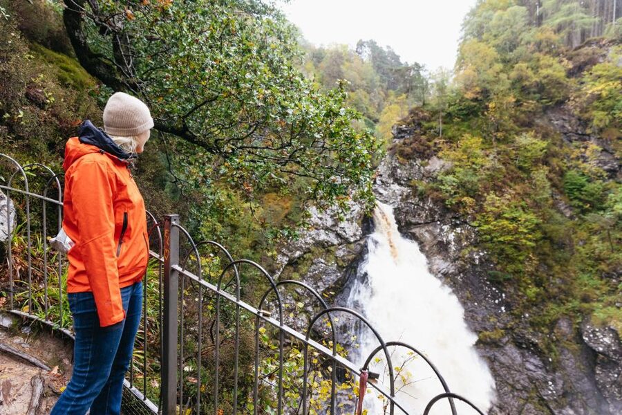 From Inverness: Loch Ness Guided Day Trip - Fort Augustus, lunch, and the canal boats