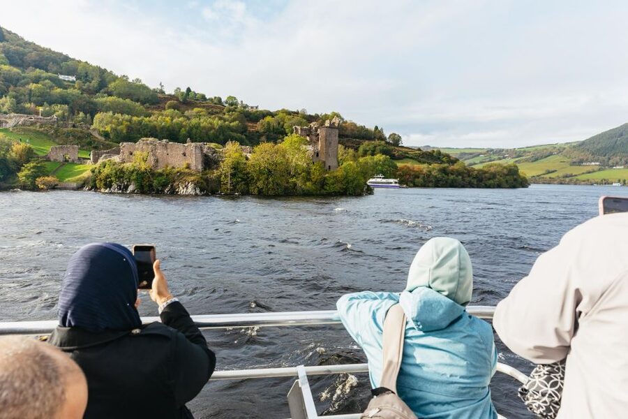 From Inverness: Loch Ness Guided Day Trip - One hour on the Jacobite cruise