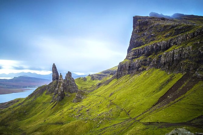 Full-Day Private Tour of the Isle of Skye (from Inverness) - Loch Ness and Urquhart Castle set the tone
