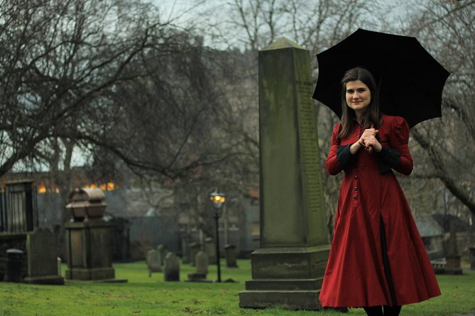 Ghost Tour in Spanish - Old Town stories before the cemetery