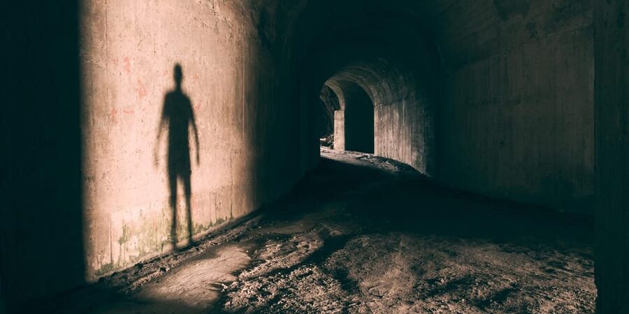 Ghosts, Ghouls & Gallows :The Original Bristol Ghost Walk - Starting in Queen Square with William III