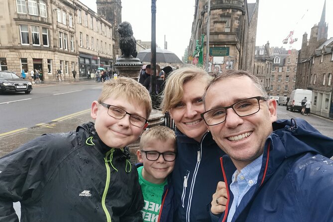 Ghosts of Edinburgh: Bloody Past Exploration Game and Tour - New College, Modern Art, and Old College