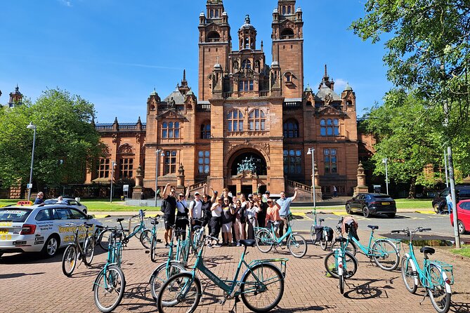 Glasgow City and Clyde Bridges Bike Tour - Starting at Drygate with a practical postal bike